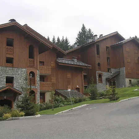 Au Pied Des Pistes, 8 Pers, 3 Ch, Balcon, Equipe - 1100 - Fr-1-642-92